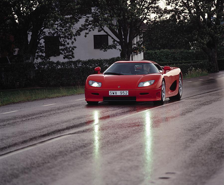  Koenigsegg CC8S (7001) 2002 года  (фото 9 из 13)